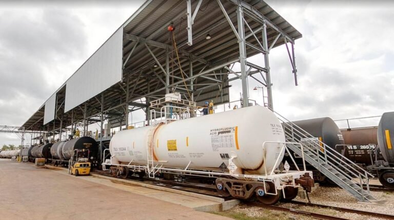 Railcar Cleaning